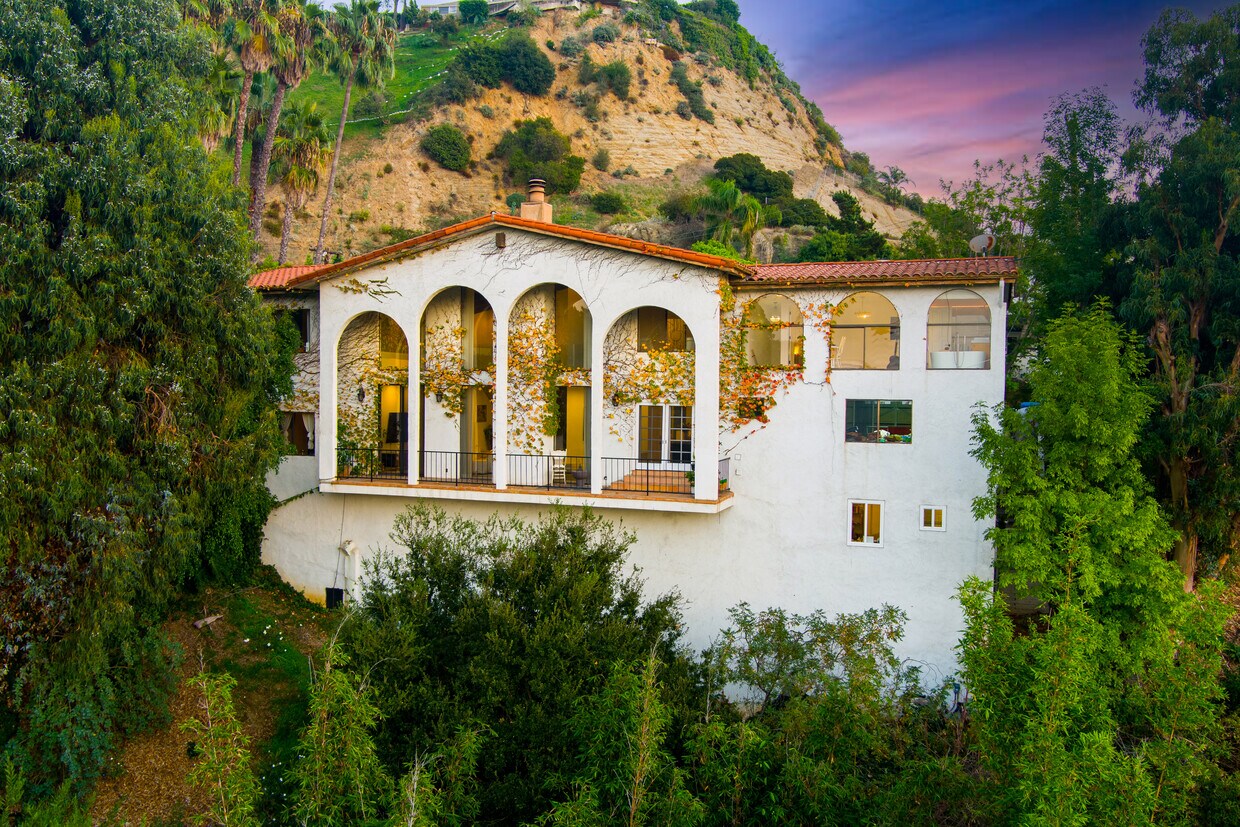 Foto principal - 2299 Gloaming Way
