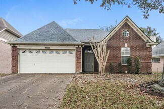 Building Photo - 4112 Fairway View Cir E