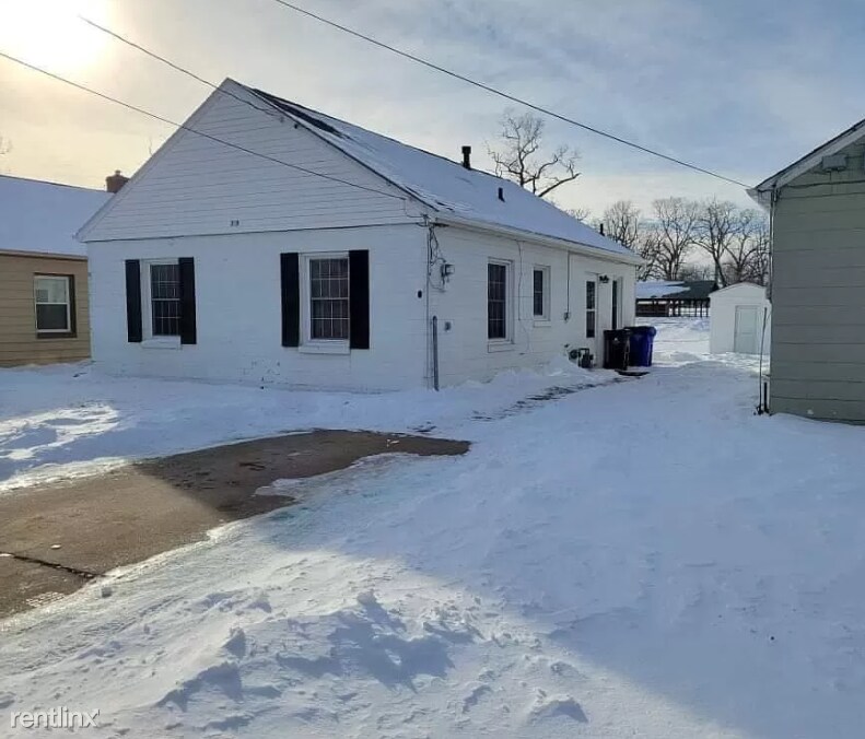 Primary Photo - 2 br, 1 bath House - 369 30th St SE