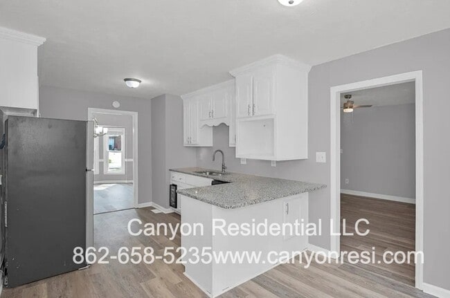 Building Photo - 217 Overton Rd