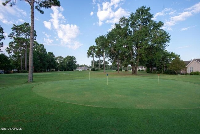 Foto del edificio - 7805 Cypress Island Dr