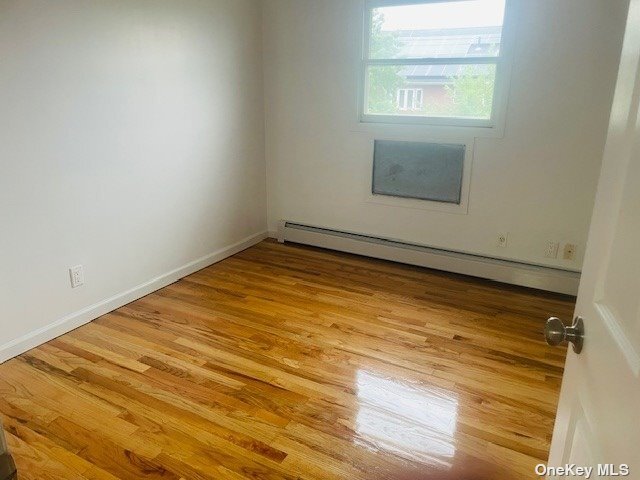 Foto del edificio - 56-28 134th St