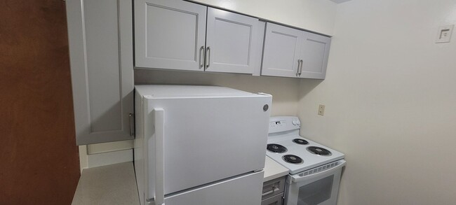 Foto del edificio - Charming One Bedroom features an upgraded ...