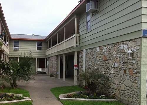 Building Photo - Victorian Oaks II