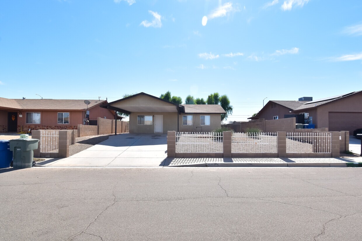4815 W 19th Ln, Yuma, AZ 85364 House Rental in Yuma, AZ