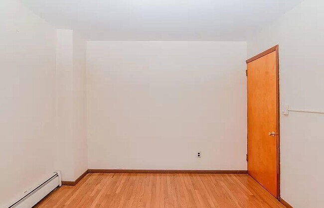 Building Photo - 310 3rd St