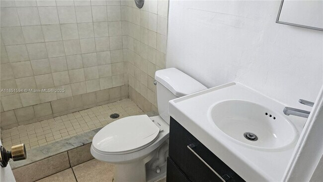 Foto del edificio - 2710 W 60th Pl