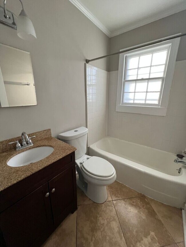 Foto del edificio - 2 Bedroom 1 Bath Duplex ~ Off Augusta Rd