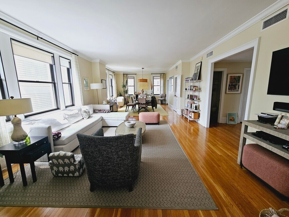 Foto principal - 250 S 17th St