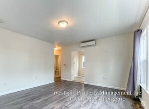 Building Photo - 334 Witmer St