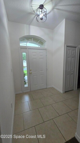 Foto del edificio - 1152 Bainbury Ln