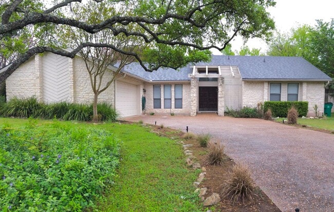Building Photo - 210 Copperleaf