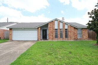 Building Photo - 13314 Ensley Wood Dr