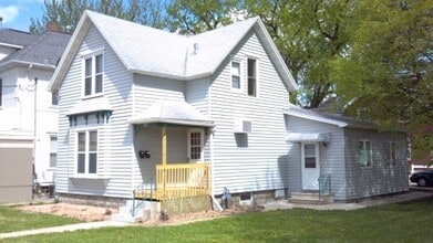 Building Photo - 1000 W Oakland Ave