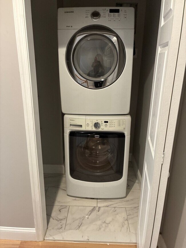 Foto del edificio - 1403 Race St