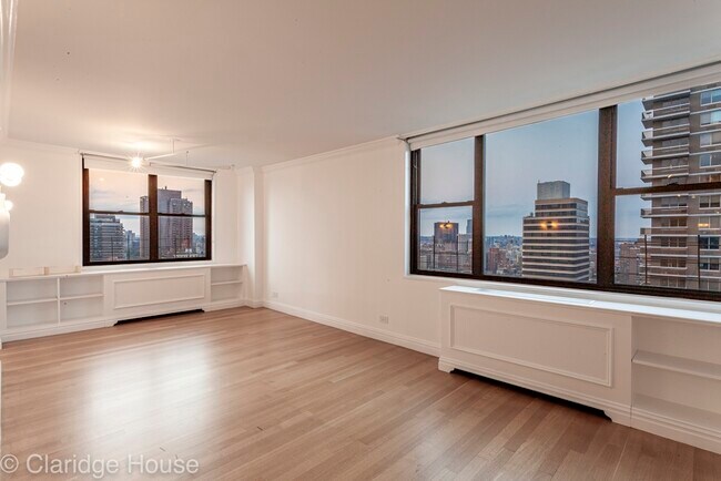 Foto del edificio - 214 E 87th St