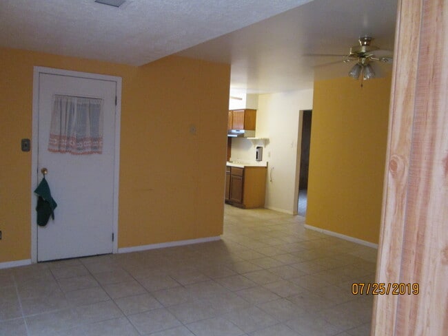 Building Photo - 10253 Bayo Ave