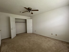 Building Photo - 14202 Misty Knoll Ct