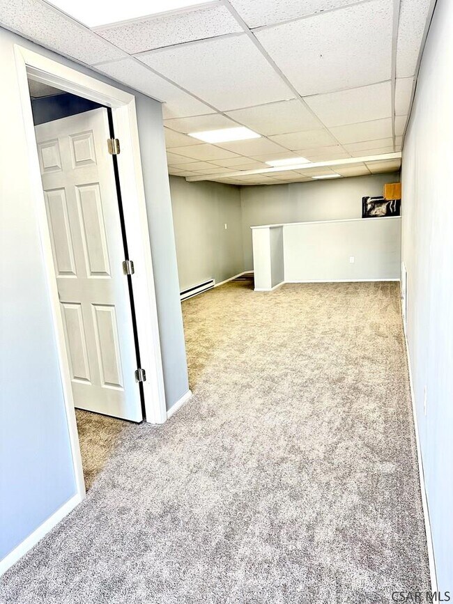 Foto del edificio - 2008 Forest Hills Dr