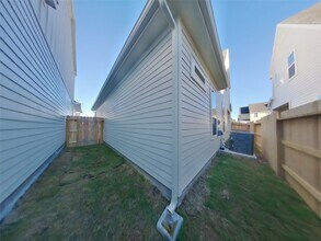 Building Photo - 22735 Terrazzo Dr