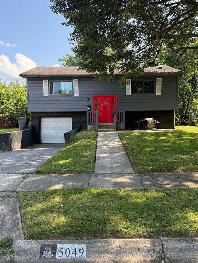 Building Photo - 5049 Gunston Dr