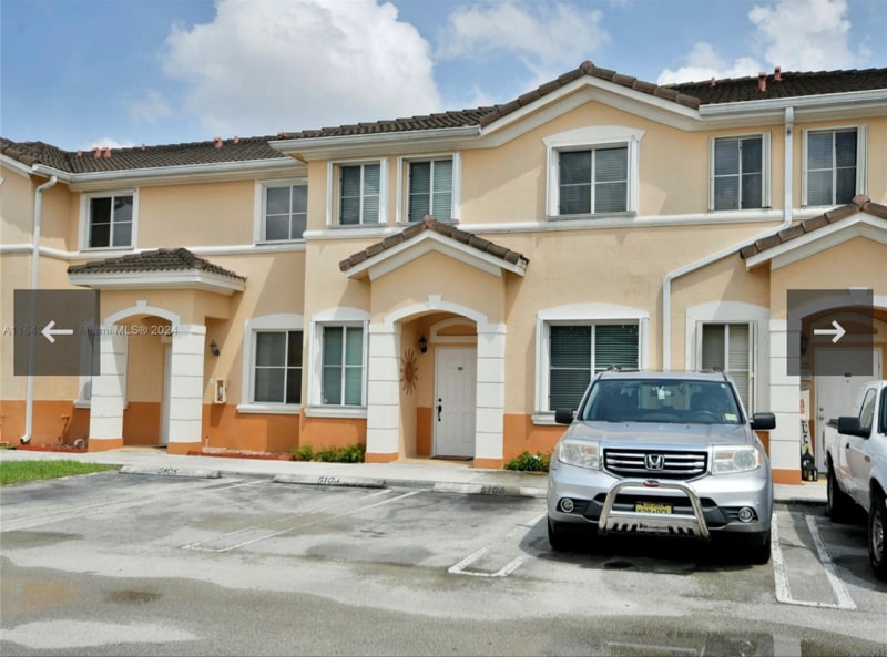 Foto del edificio - 7369 NW 174th Terrace