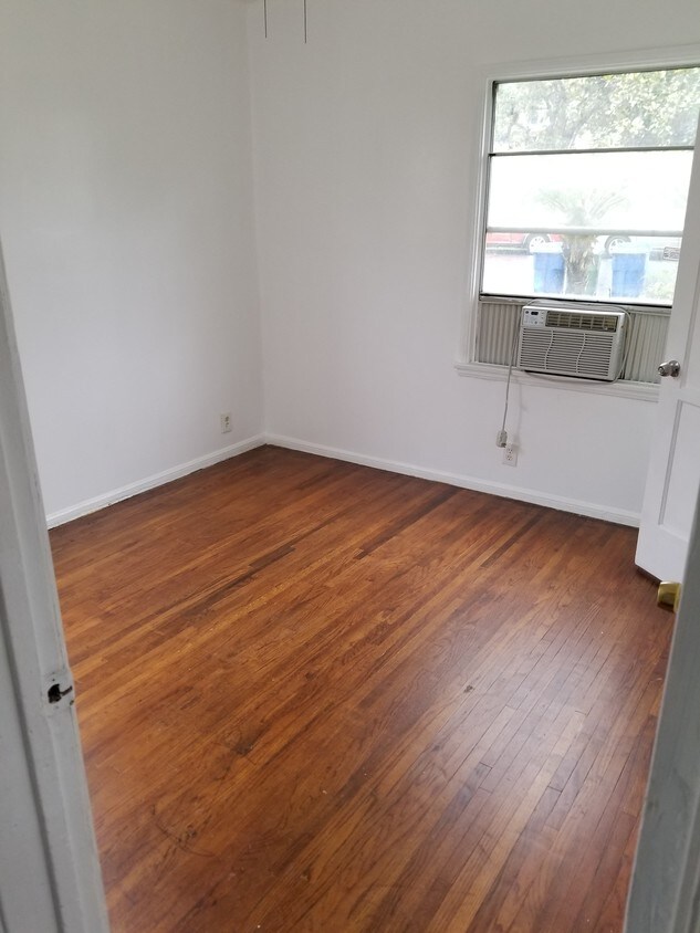 2nd Bedroom - 2178 W 26th Pl