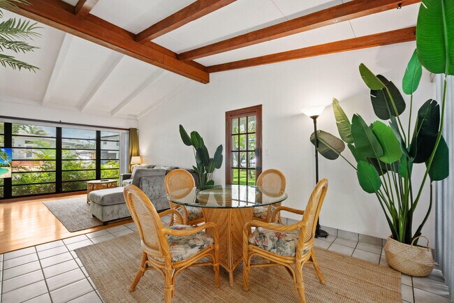 Foto del edificio - 2512 Sugar Loaf Ln