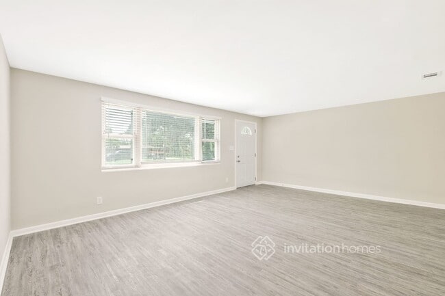 Foto del edificio - 5131 Rosebay Ct