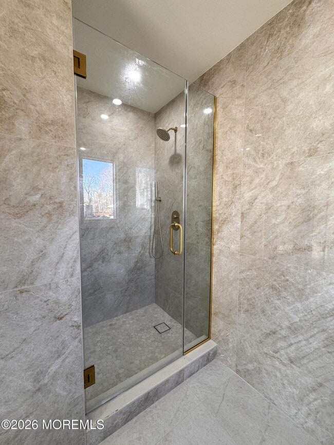 Foto del edificio - 7 Whalepond Rd