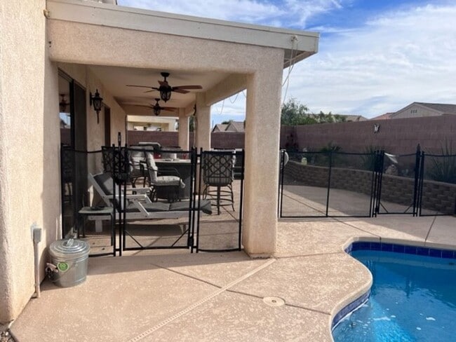 Foto del edificio - Winter Vacation Rental-3 BR Fully Furnishe...