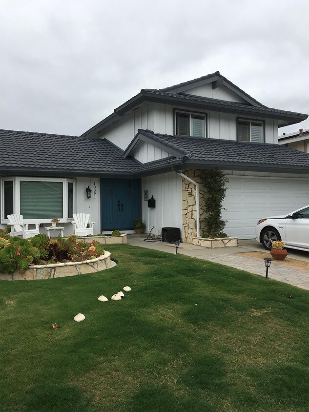 Foto principal - 10091 El Capitan Dr