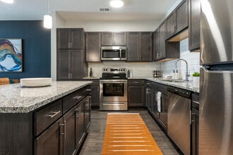 Building Photo - Wesmont