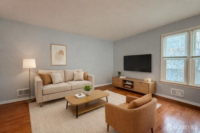 Foto del edificio - 6 Allison Dr