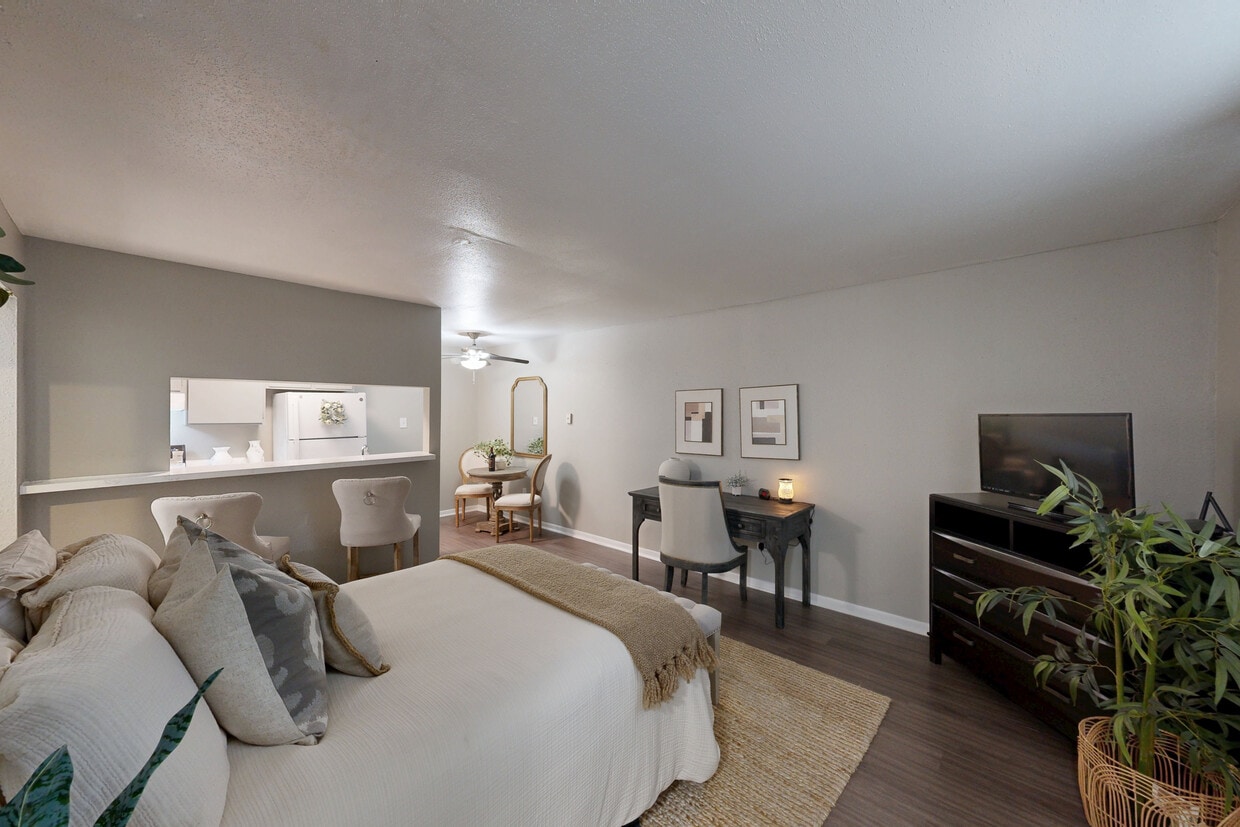 Photo - The Grand 1501 Apartments