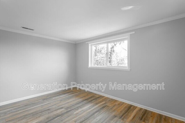 Foto del edificio - 719 Mcgowan Rd