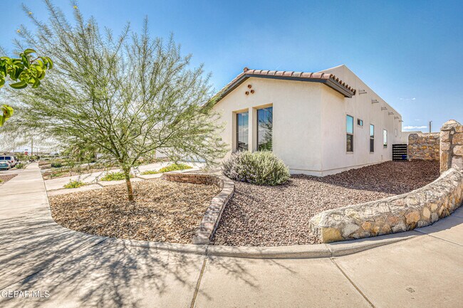 Foto del edificio - 12315 Houghton Springs Dr