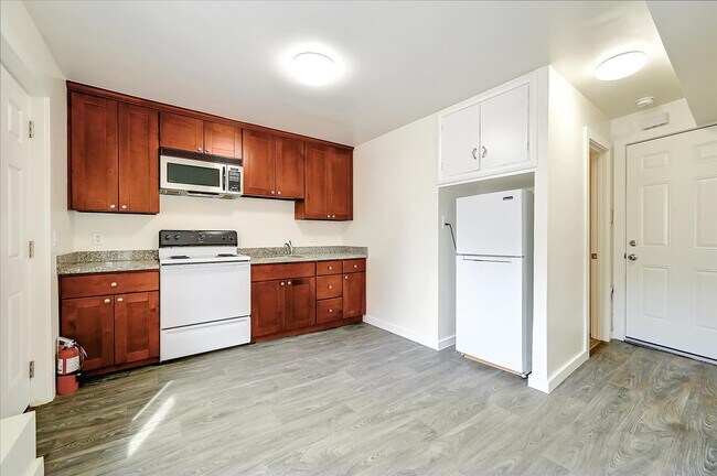 Foto del edificio - 4437 Kirkham St