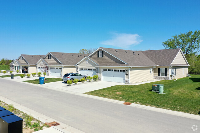 Building Photo - The Encore at Fallen Timbers