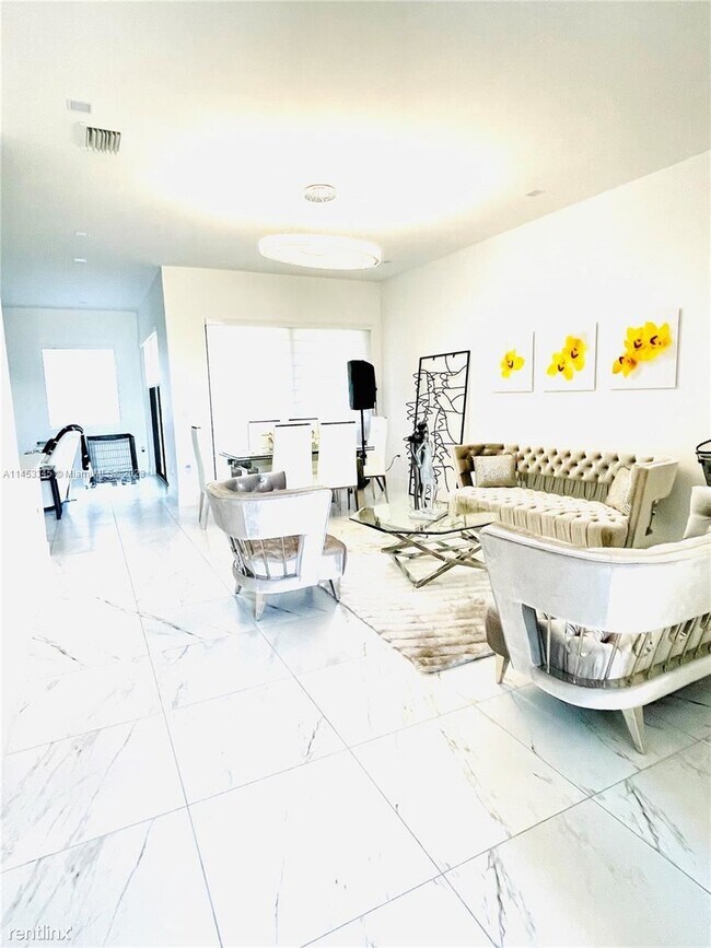 Foto del edificio - 4 br, 3.5 bath House - 13284 SW 228th St