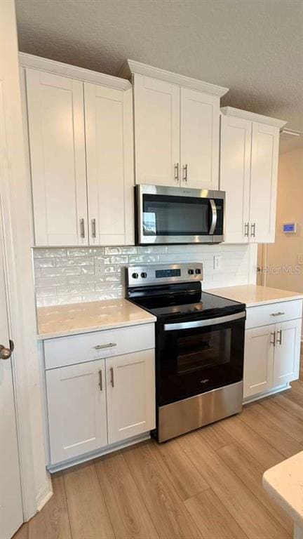 Foto del edificio - 16440 Happy Eagle Dr