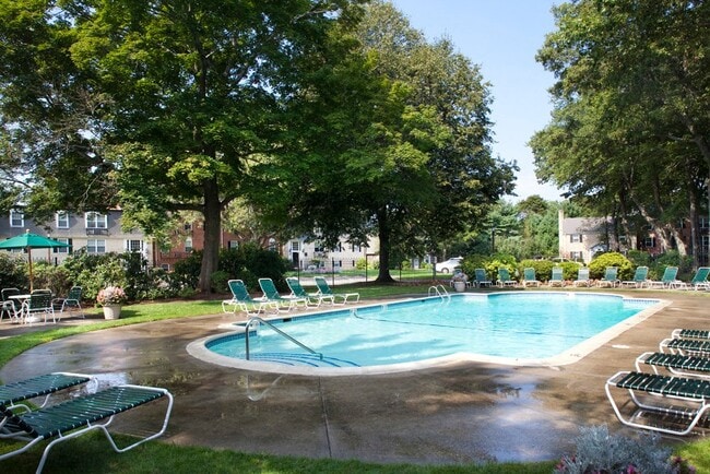 Relax During the Hot Summer Months at our Outdoor Swimming Pool and Sundeck - Beverly Commons