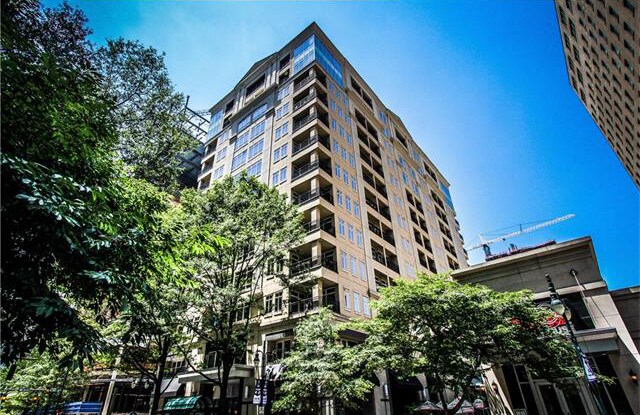Primary Photo - 230 S Tryon St