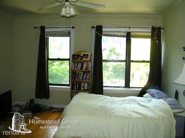 Foto del edificio - 3851 N Southport Ave