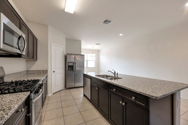 Foto del edificio - Stunning and Spacious Home in Buckeye!