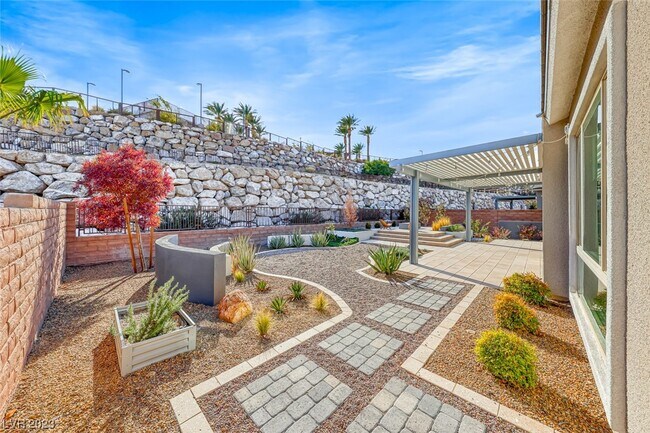 Building Photo - 11049 Black Fire Opal Dr