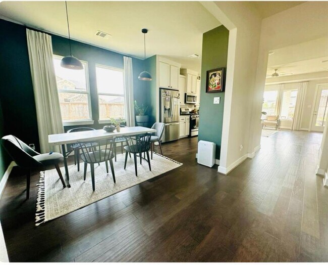Foto del edificio - 21103 Vancherry Dr