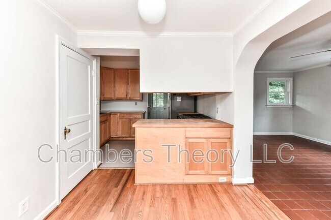 Foto del edificio - 419 S Barton St