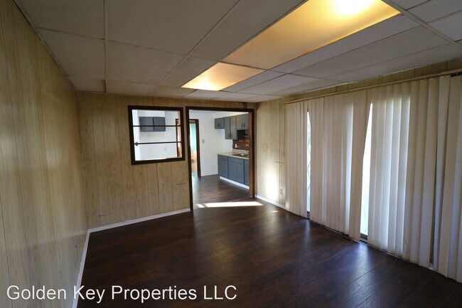 Foto del edificio - 2 br, 1 bath House - 567 Dallas St