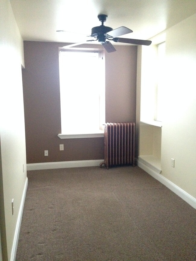 Photo - 266 Shelmire St Apartment